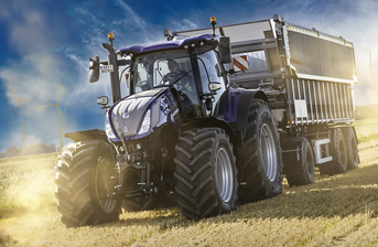 Открийте New Holland T7 Heavy Duty, сега с включен ексклузивен Uptime Pack Plusл Вземи оферта!