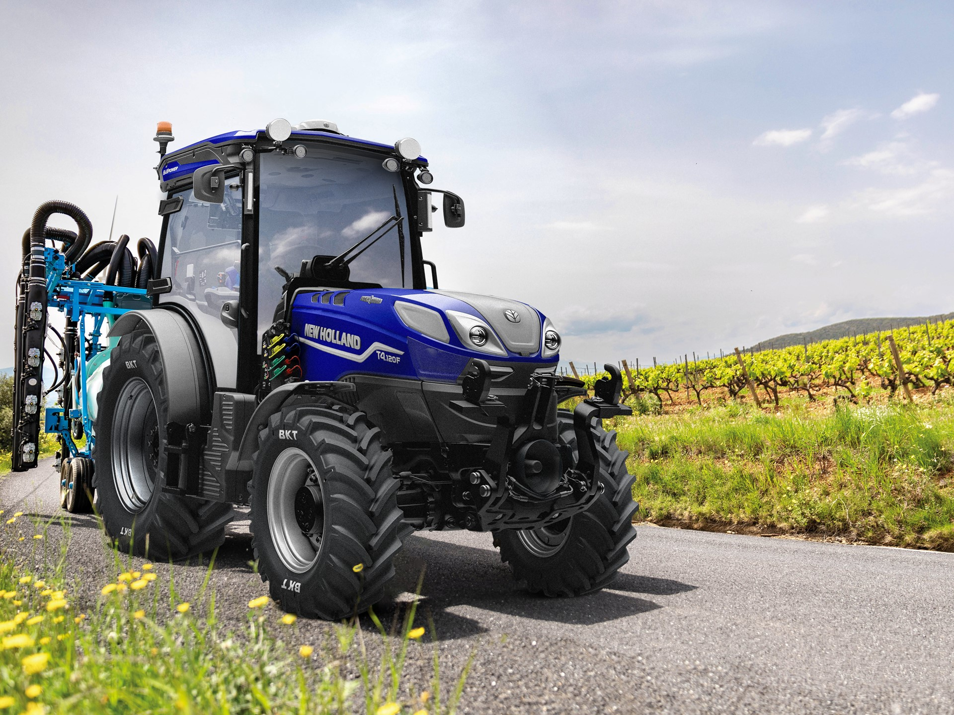New Holland T4.120F Auto Command: Най-доброто в сегмента на премиум специализираните машини