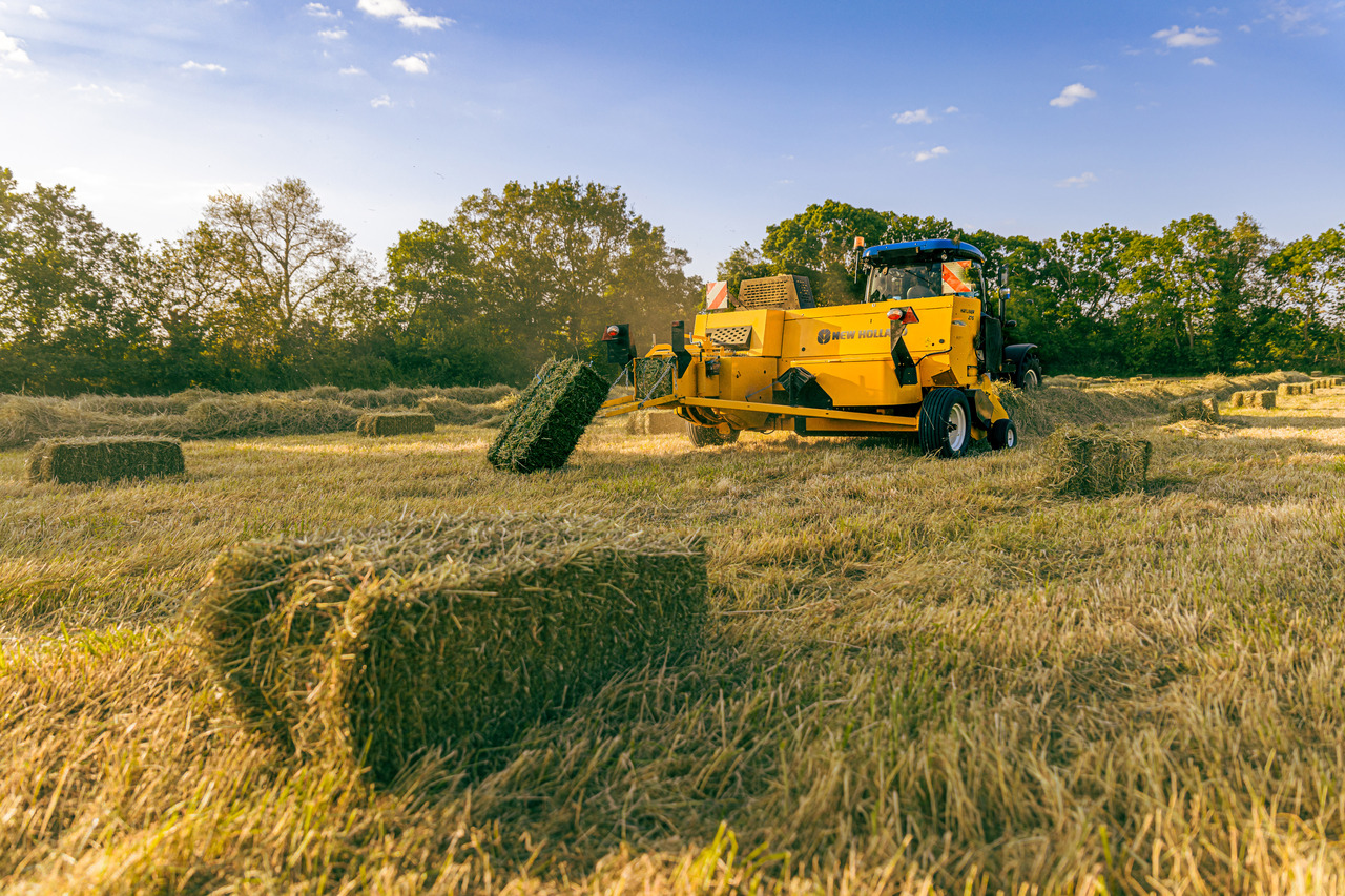 New Holland HAYLINER балопреса Интерагри България