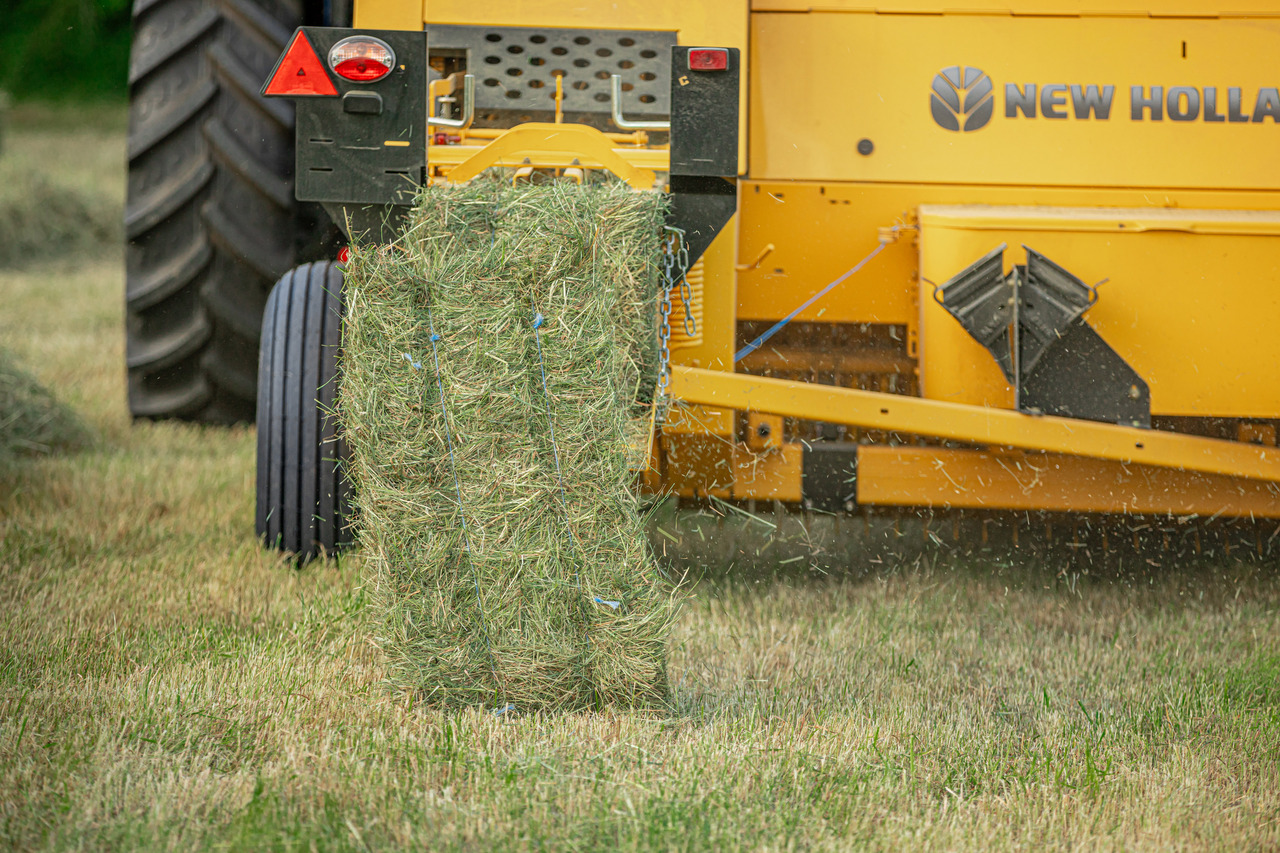 New Holland HAYLINER балопреса Интерагри България